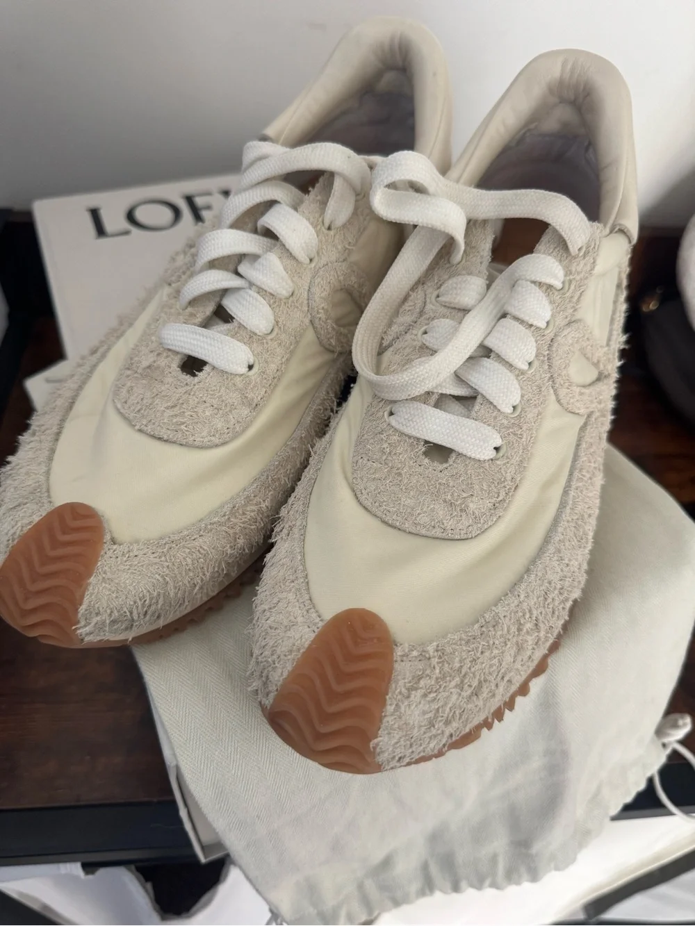 AUTHENTIC: Loewe Cream and White Low-Top Sneakers
